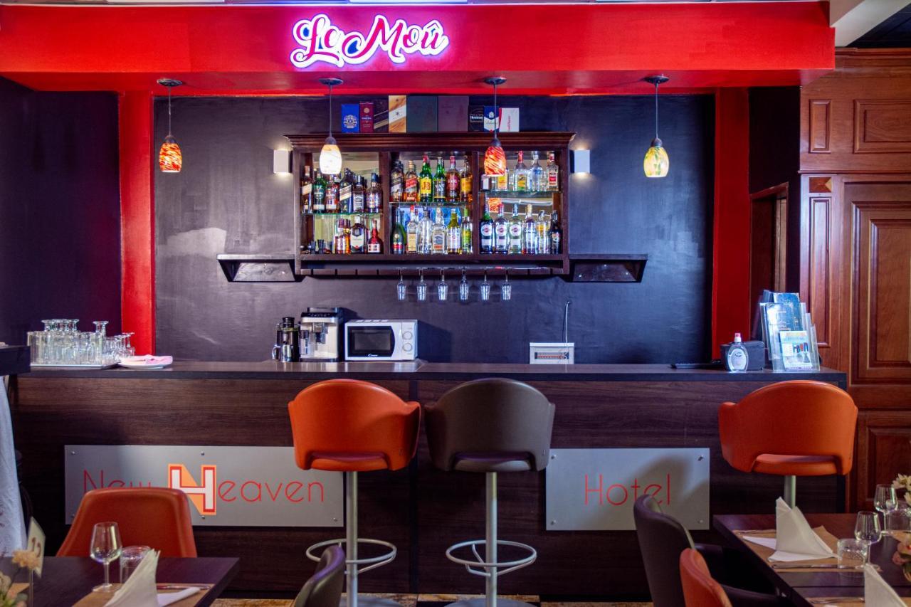 New Heaven Hotel Яунде Экстерьер фото
